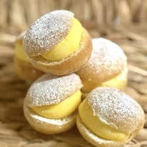 Choux à la crème citron