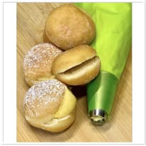 Petits pains moelleux à la crème